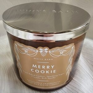 White Barn Merry Cookie Candle Bath & Body Works